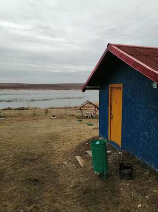 Фото Дома для отпуска Cabana de vacanta, Acumularea Murani - Pădurea Pischia г. Murani